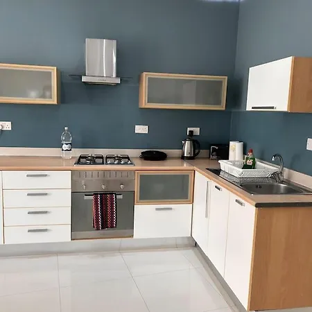 Modern In Malta 公寓 *